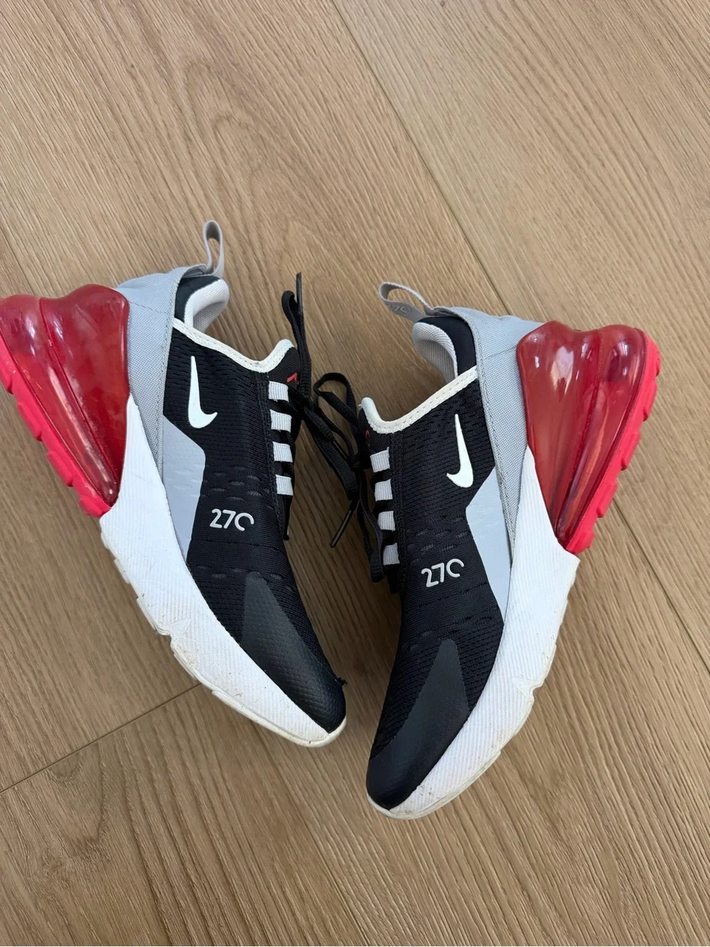 Nike Air Max 270 Black Red Grey Sneakers Mens 4Y / Womens 5.5